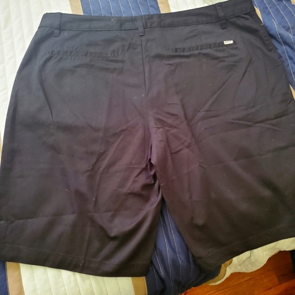 Reef Moving On Walk Shorts - Black Size 38 NWT - Picture 5 of 6